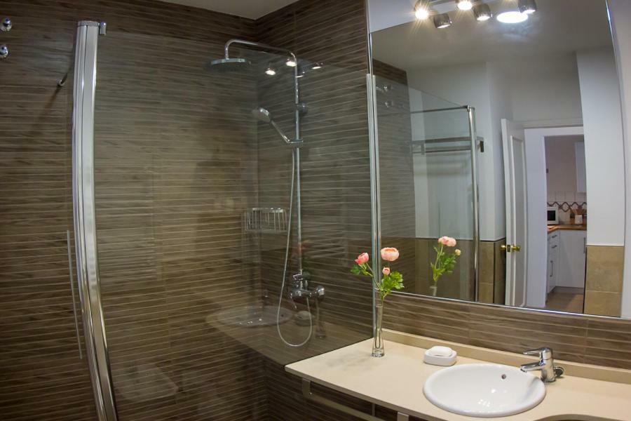 Monkeys Apartments San Isidoro Seville Ngoại thất bức ảnh