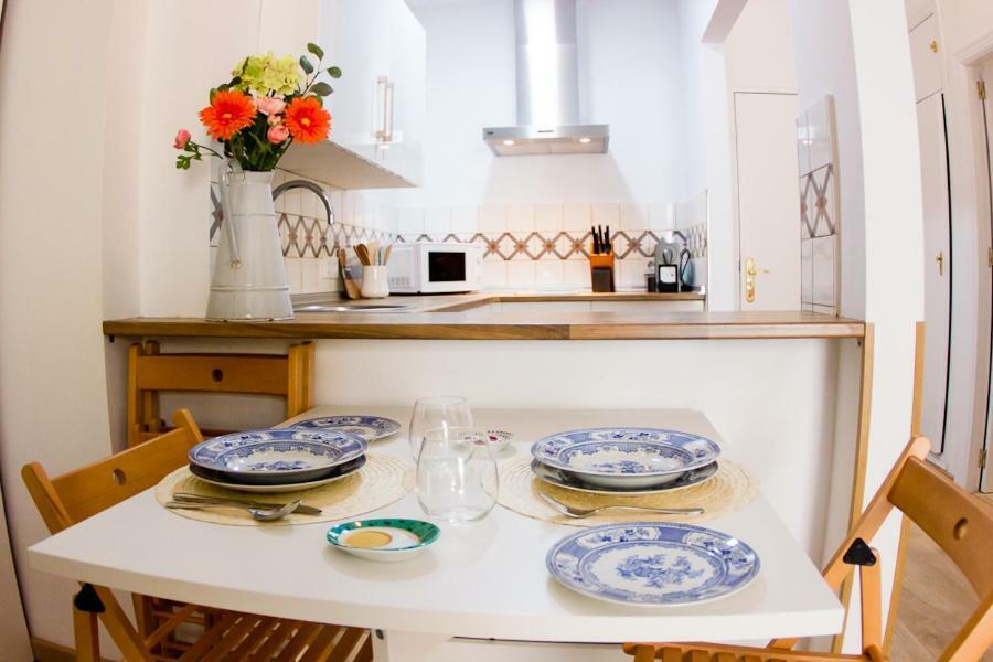 Monkeys Apartments San Isidoro Seville Ngoại thất bức ảnh